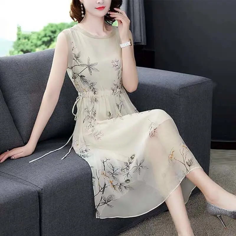 

Fragmented imitation silk dress 2023 summer new round neck sleeveless waist shows thin temperament medium length A-line dress