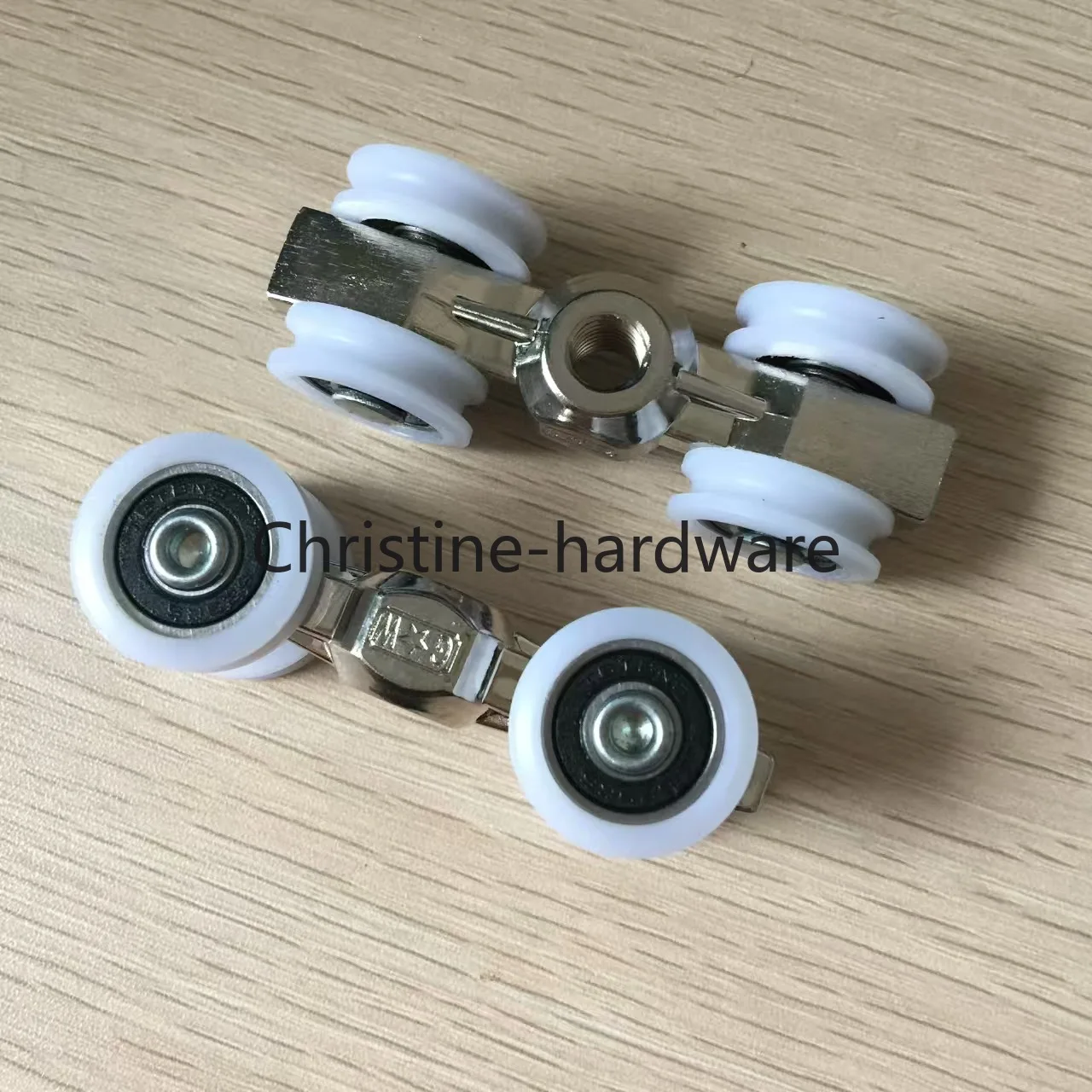 

Zinc Alloy Folding Sliding Door Roller 70KG Bedroom Meeting Room Wood Door Hanging Wheels Foldng Cross Hinge For Furniture