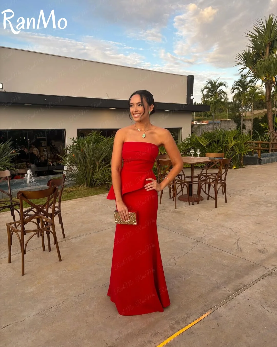 란모 2025 신상 스트랩리스 롱 레드 머메이드 드레스 우아한 공식 행사 이브닝 가운 최신 맞춤형 드레스