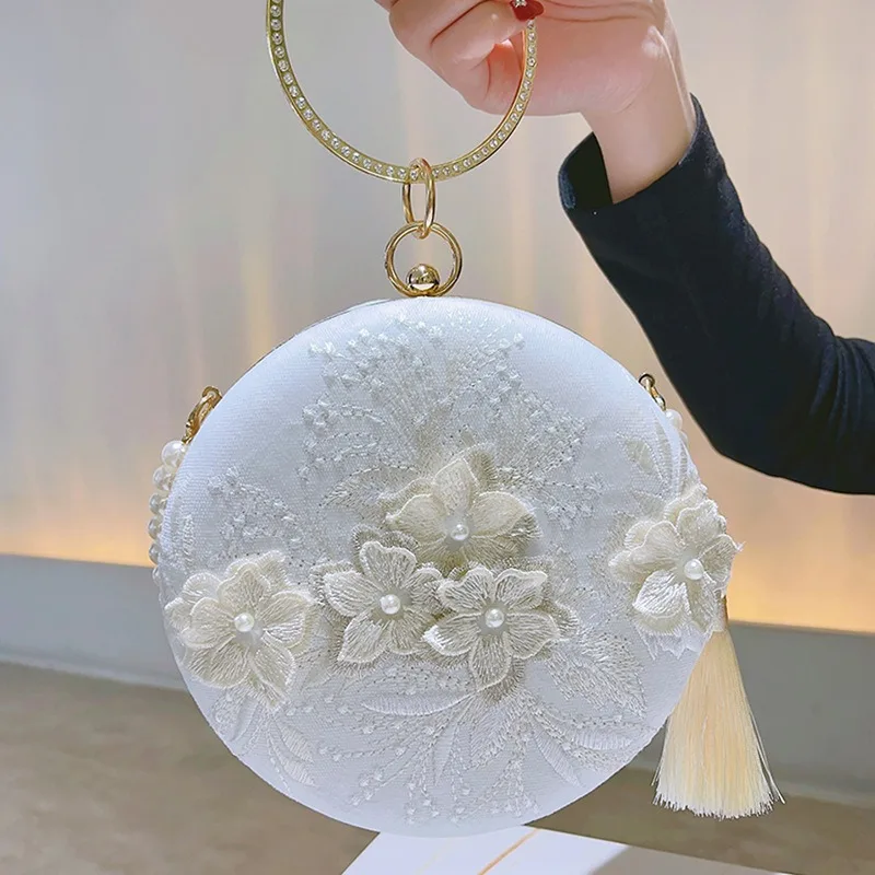 

Classical Chinese Style Floral Embroidery Handbag round Evening Clutch Bag for Women Wedding Party Banquet Flower Purse