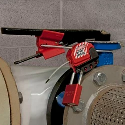 Clip-on Adjustable Butterfly Valve Safety Lockout Device 15-36° Wafer Lug Handle LOTO Industrial Pipeline Control Lock Appliance