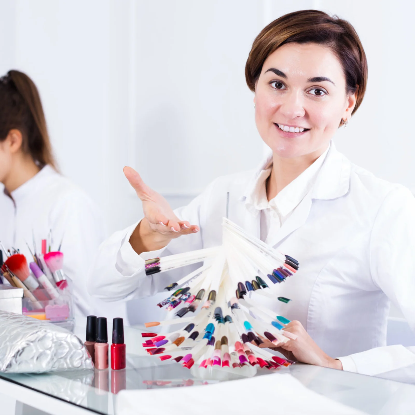 

120pcs Clear Acrylic Plastic Stainless Steel Nail Art Display Stand Spiral Shelf For Uv Gel Polish Practice Training Salon Color