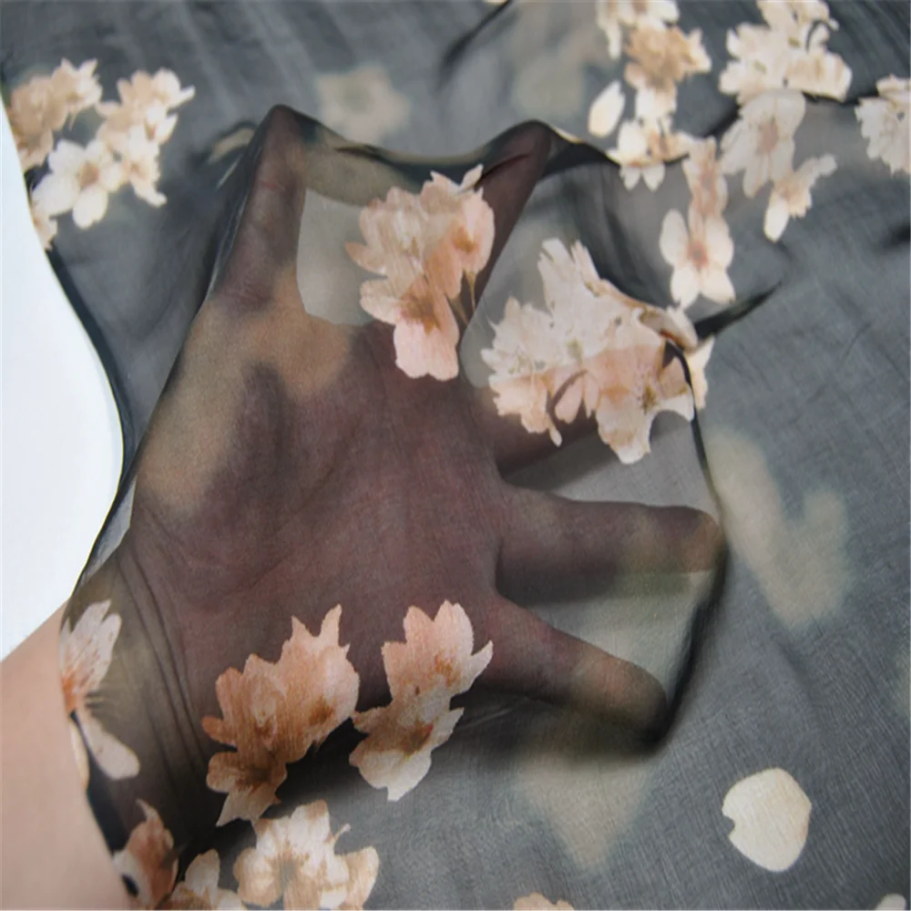 Printing Beautiful Elegant Style Peach Blossom Design Popular Silk Chiffon Fabric for Spring Women Garment