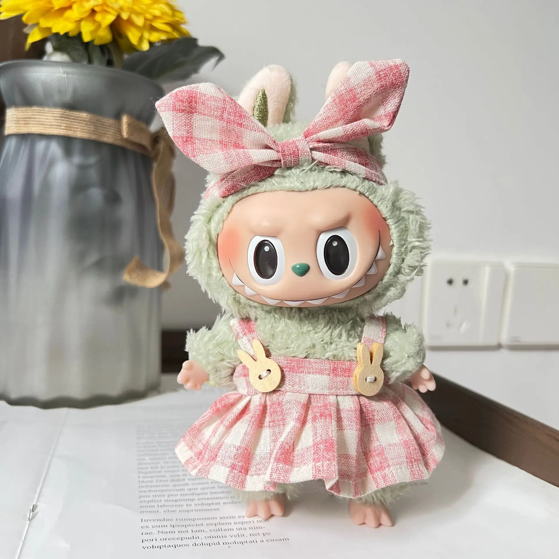 

1st-3rd Gen Labubu Labubu Doll Clothes Accessories 17cm Labubu Keychain Doll Clothes Replacement Wooden Button Gauze Skirt