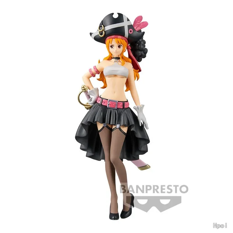 19CM Anime jednoczęściowa figurka Nami czarne ubrania jednoczęściowe z filmu czerwone seksowne dziewczyny figurka PVC zabawka-model do