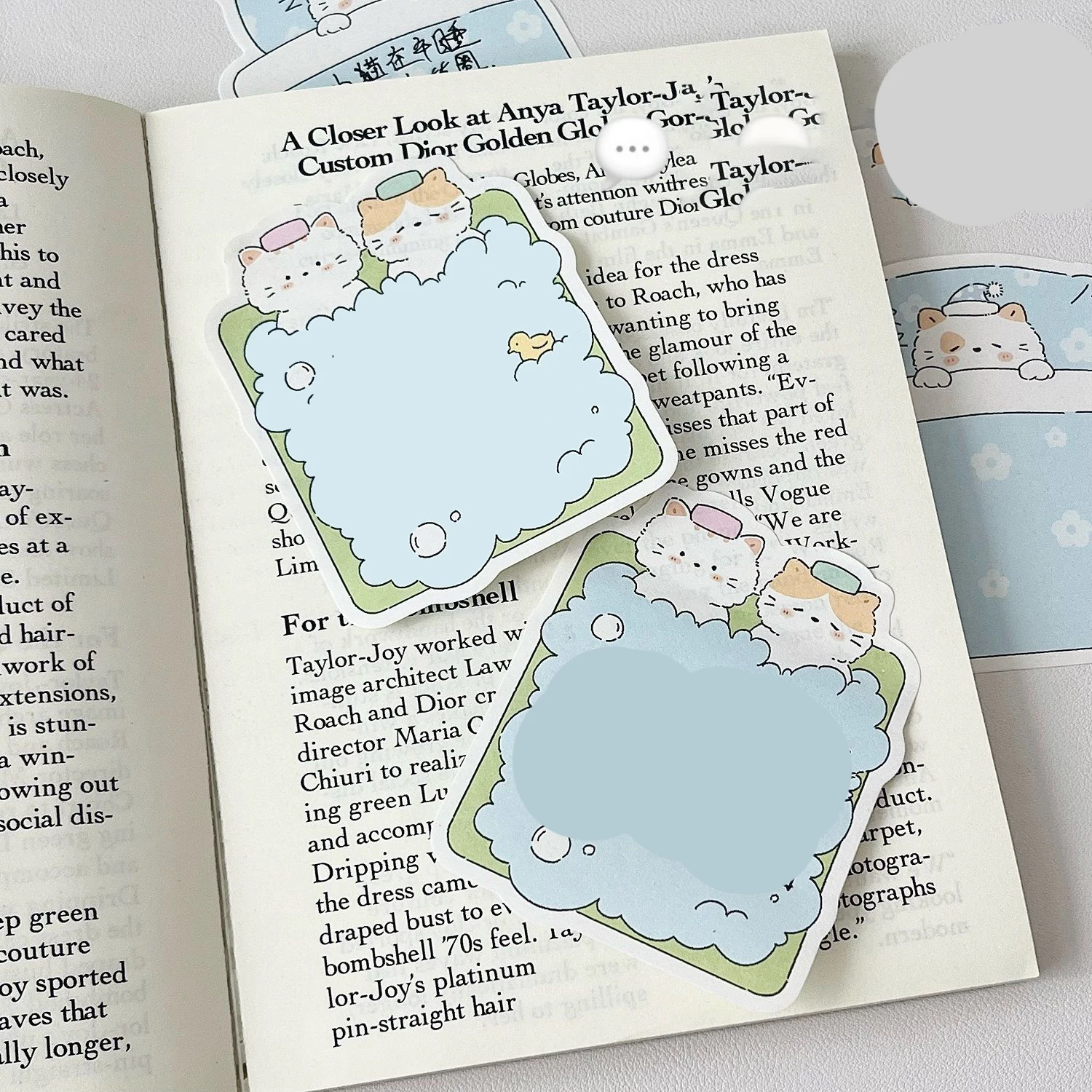 Minimalist Design Classic Color Scheme  Adorable Cat-Themed Multi-Function Memo Pad  Notepad for Students  Back-to-School Season