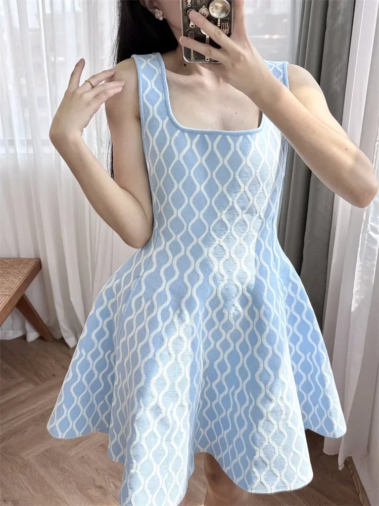 

2025 Blue or Black Dress Women Geometric Jacquard Sleeveless Autumn New Sweet Ladies High-Waisted Slim A-Line Short Robe