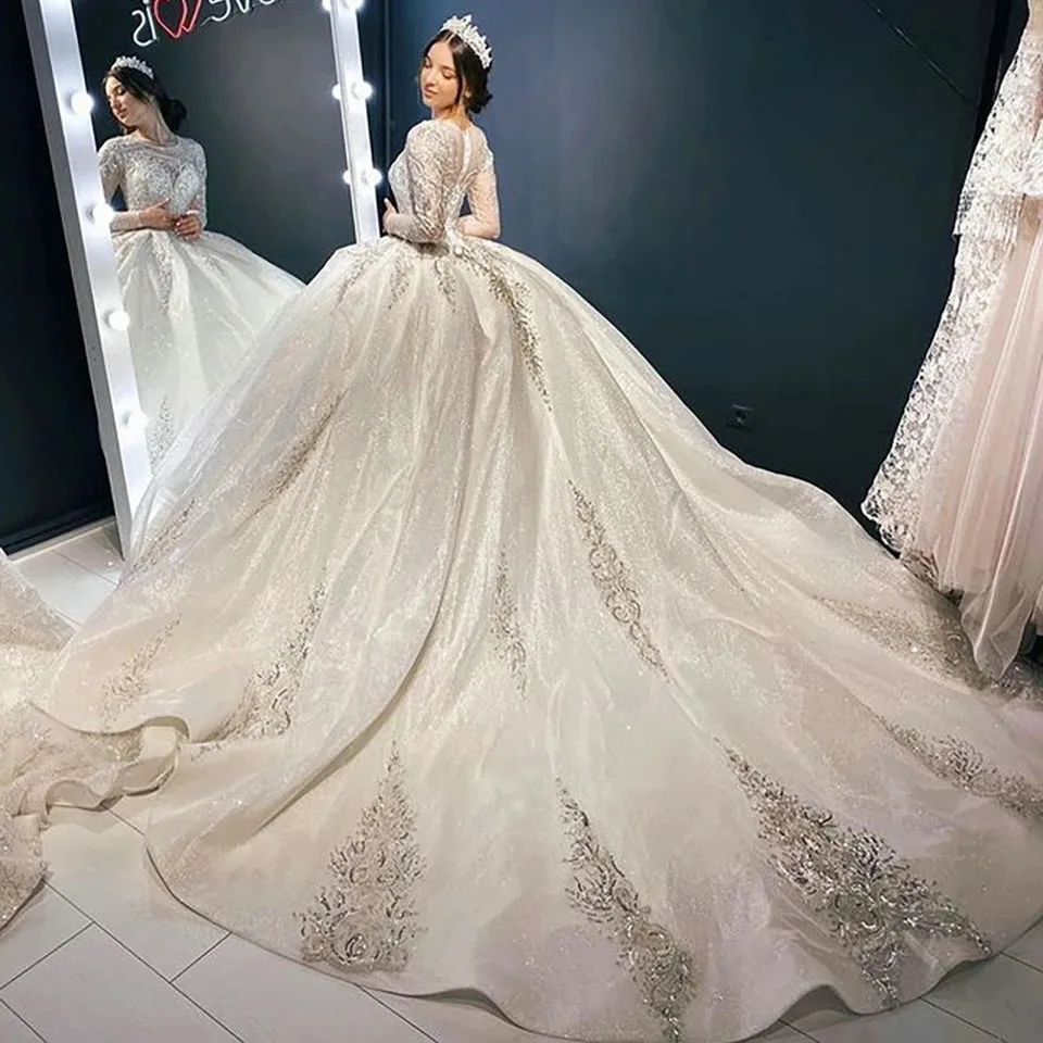 Luxurious Princess Ball Gown Wedding Dresses Lace Appliques O-Neck Bridal Gowns Chapel Train Customized Vestido De Noiva