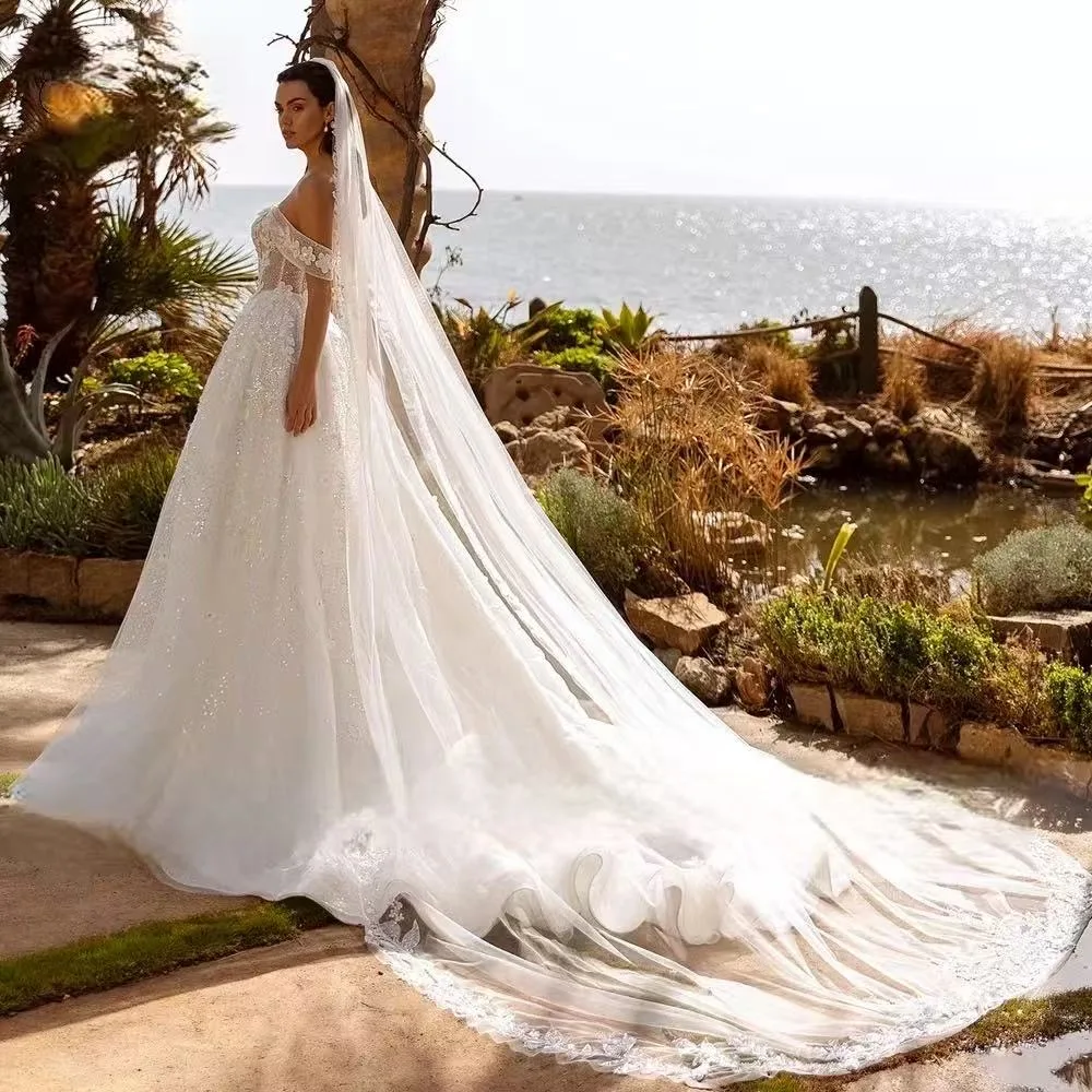 customized Exquisite Flowers Beaded Wedding Dresses Luxury Backless Appliques A Line Bridal Gown Boat Neck Vestidos No veil