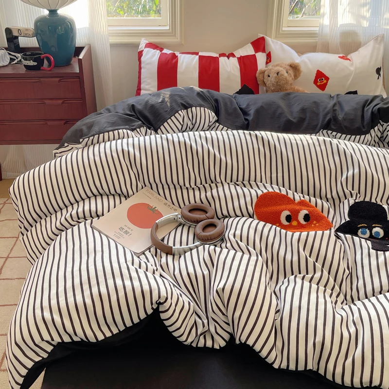 Cartoon Playing Card Embroidered Bedding Set Duvet Cover Bedclothes Bedspread Pillowcases Flat Sheets Comforter Sets for Girls