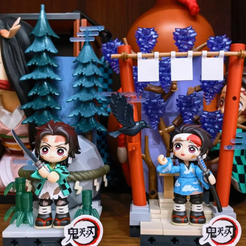 Stock authentique Popmart Demon Slayer Blade Ambition Series Figurines de construction Boîtes mystères Ornements Cadeaux surprise