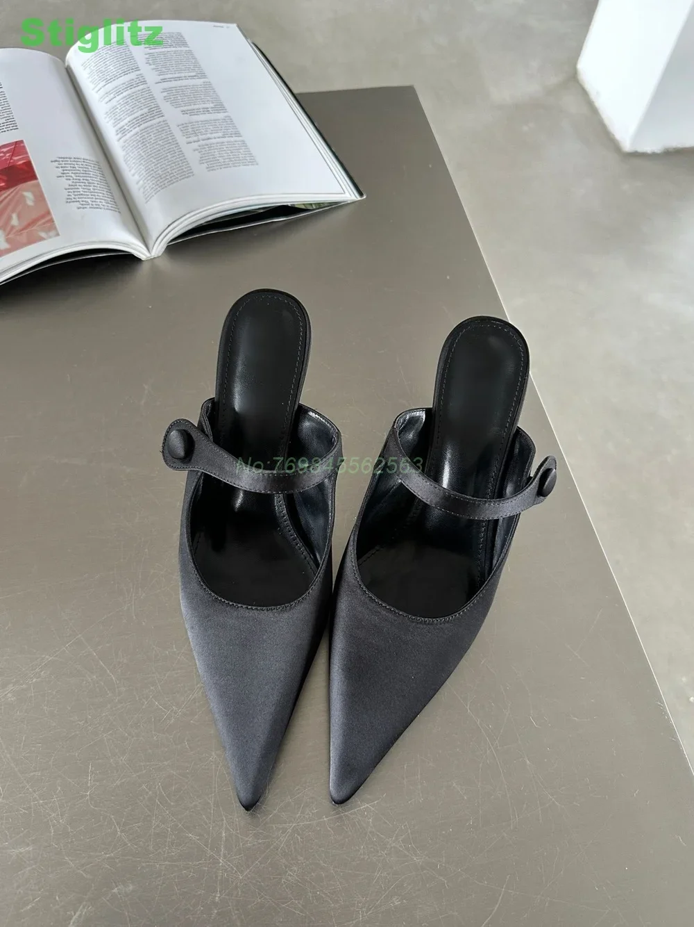 女性用バックルストラップシューズ,サテンスリッパ,丈夫なヒール,滑り止め,エレガント,先のとがったつま先,浅い日常のスティレット,新しいコレクション2024