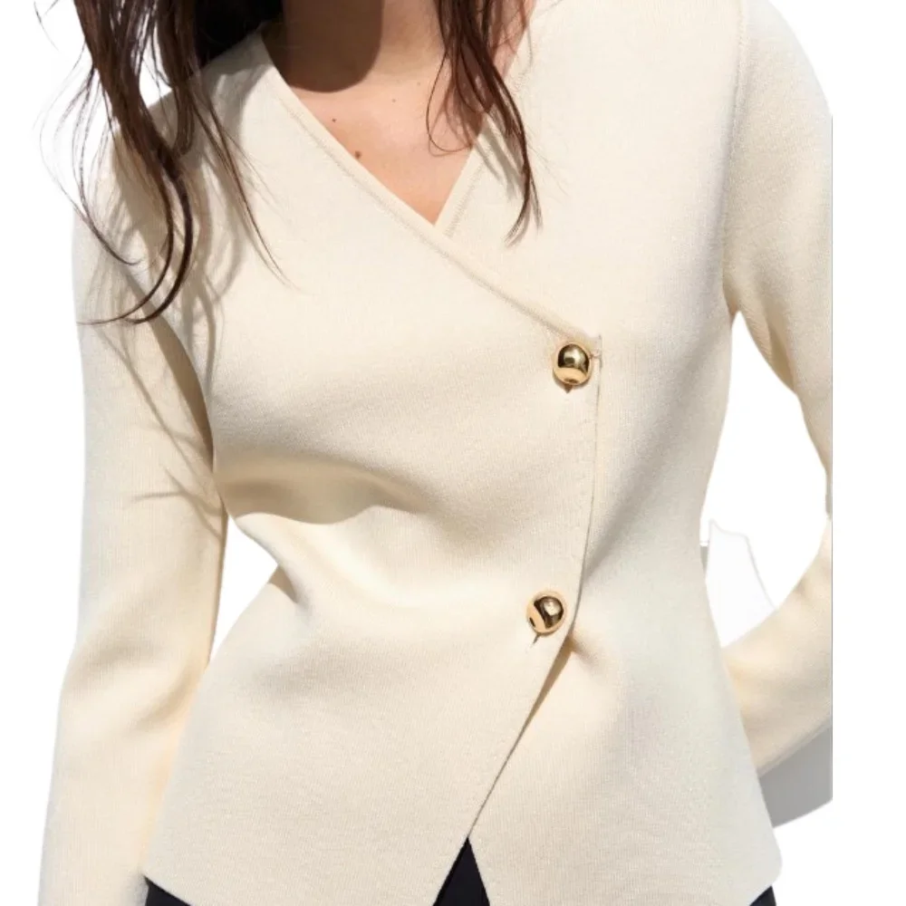 2024 Spring Autumn Elegant Women Cardigan Chic Sweater Buttons Ivory Knitted Cardigan Korean Reviews Many Clothes Cropped Jacket