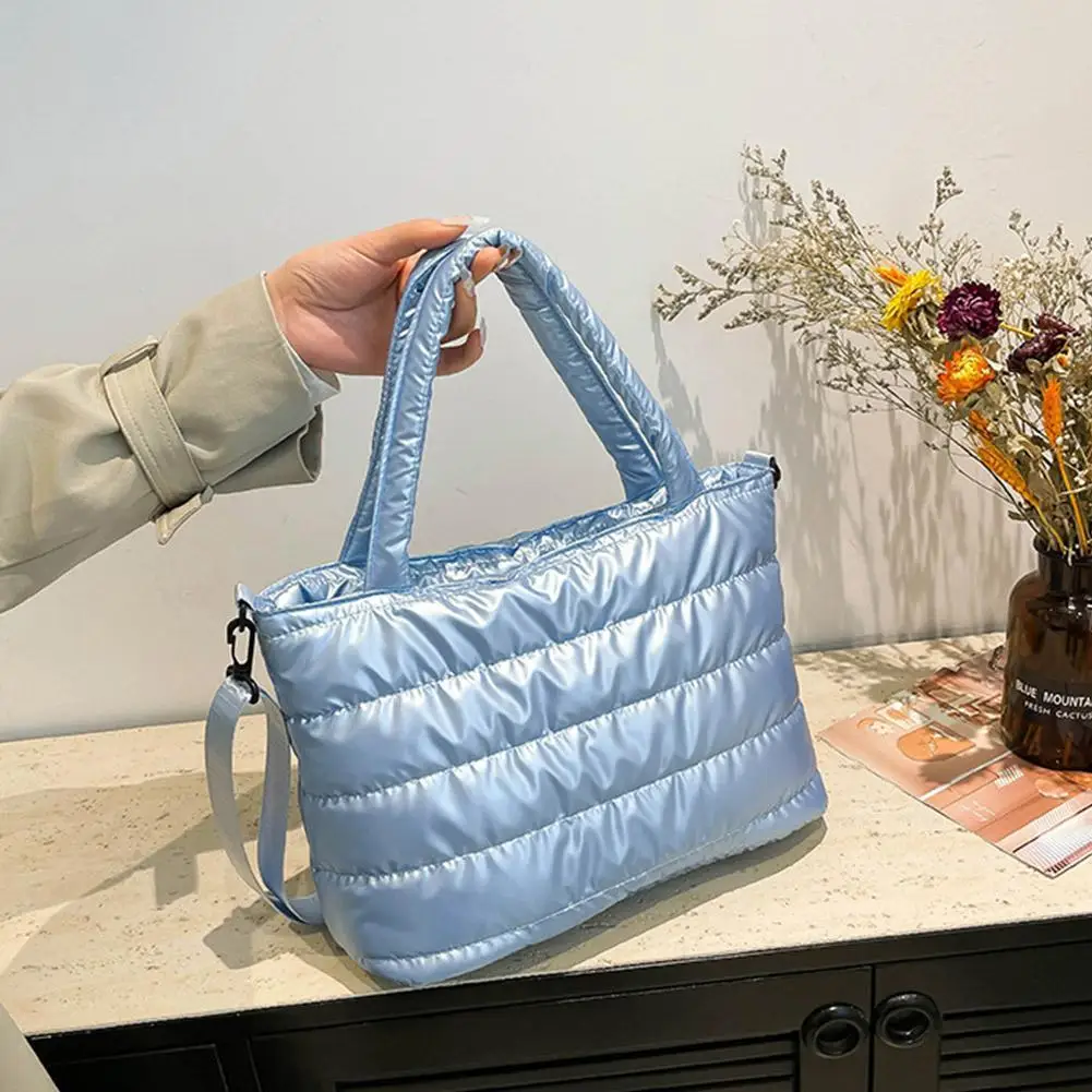 Damen-Umhängetasche aus Baumwolle mit Stickerei-Detail, Einzel-Schulter-Handtasche, Modisches Herbst-Winter-Design mit Glanzoberfläche – Detail 37