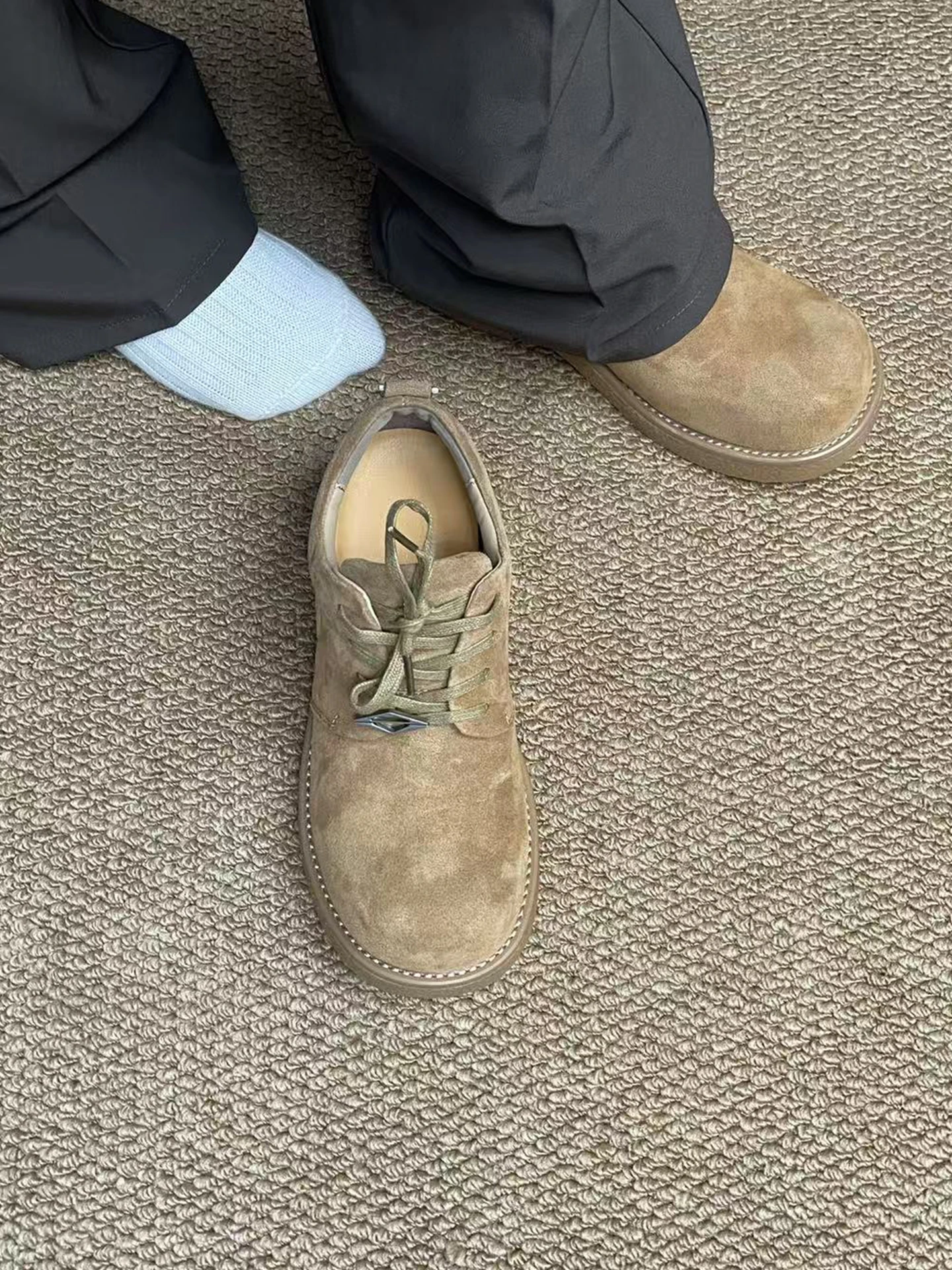 

Paris Mickey Shoes Genuine Leather Casual Men's Thick Bottom Heightening Low Help Yellow Boots Big Head Shoes for Youth