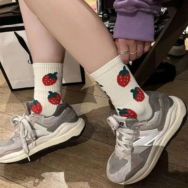 1/2Pairs New Strawberry Sweet Kawaii Women Socks Girls Cute Middle Tube Socks Harajuku Funny Casual Socks Birthday Festival Gift