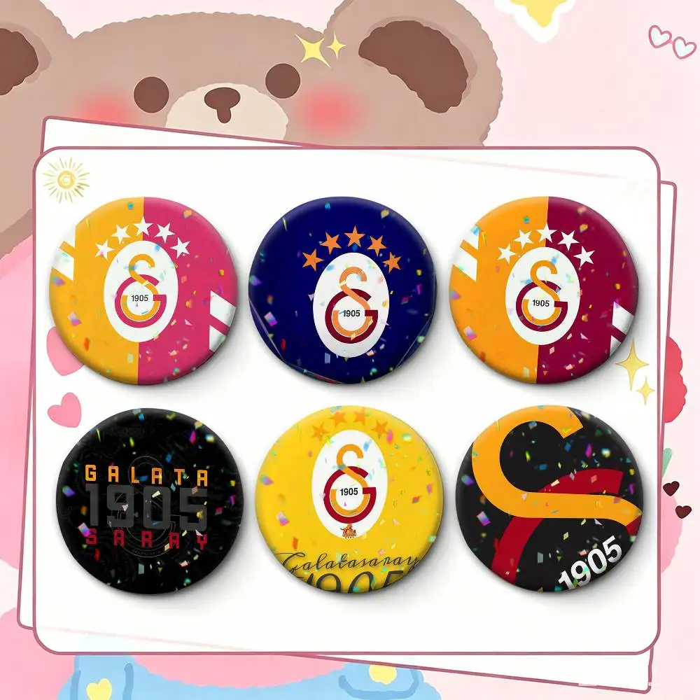 COOL Football K-Kevin De B-Bruyne Badges Creative Tinplate Button PinsBrooch Badge Clothes Backpack