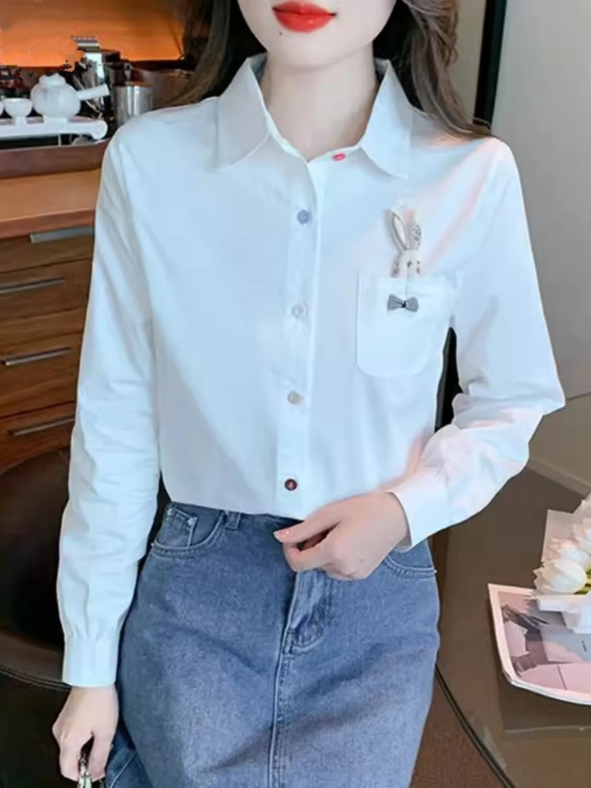 

Белая женская блузка с длинным рукавом и воротником, весна 2026, ранняя осень-зима, универсальный омолаживающий топ из полиэфирного волокна, Sweet S...