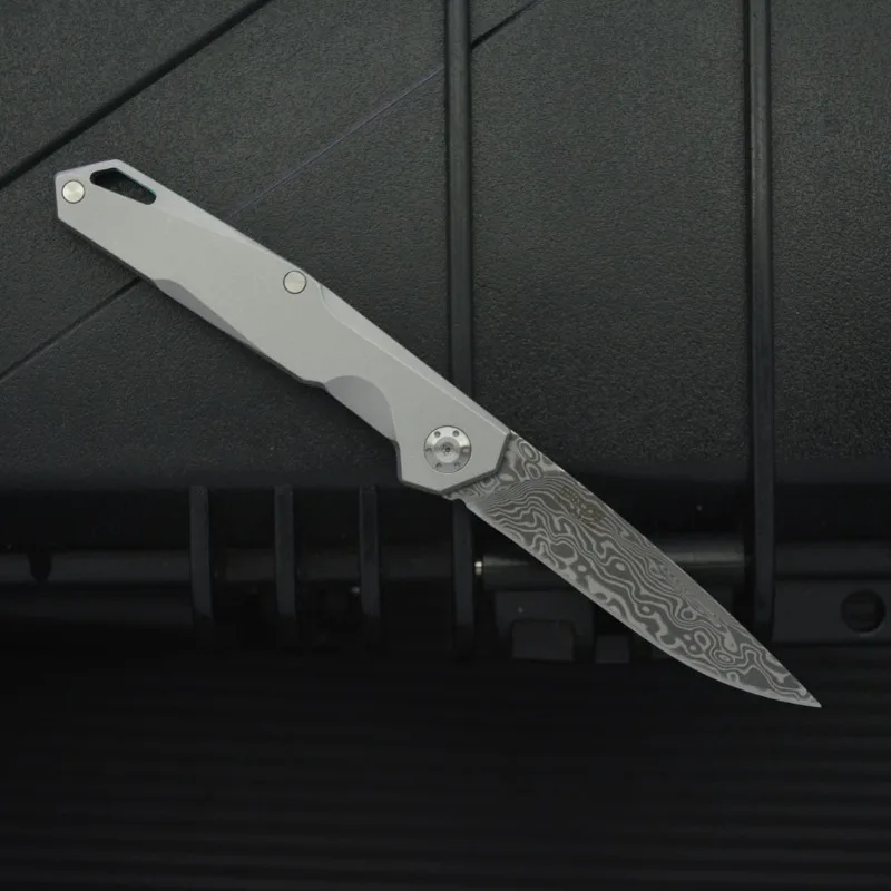 New Damascus Steel Folding Knife Mini Pocket Knife Camping Sharp Portable Keychain Knife