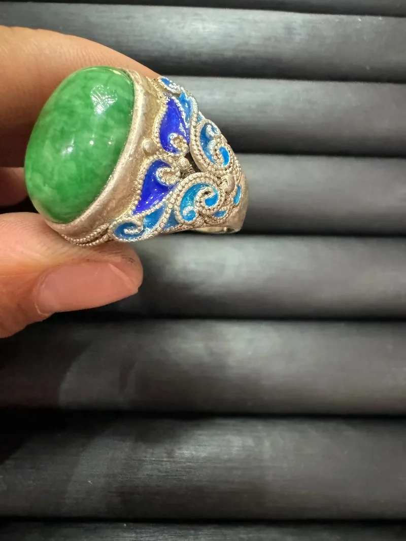 2026Inlaid Green Star Gemstone, Retro Ethnic Style, Adjustable Open Band, Unisex Vintage Finger