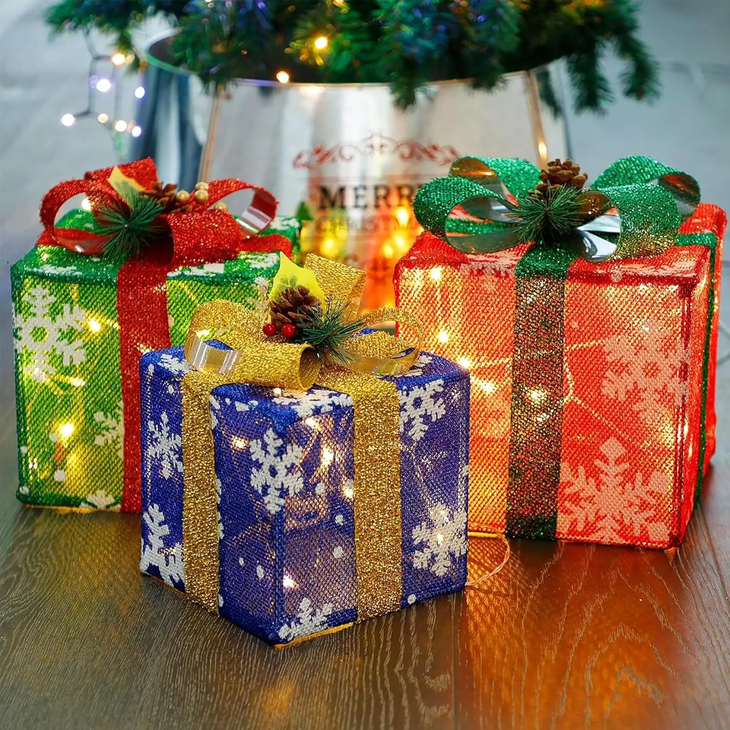 Set of 3 Lighted Gift Box Christmas Decorations – Snowflake-Design Present Boxes | Festive Holiday Home Accents for Mantel