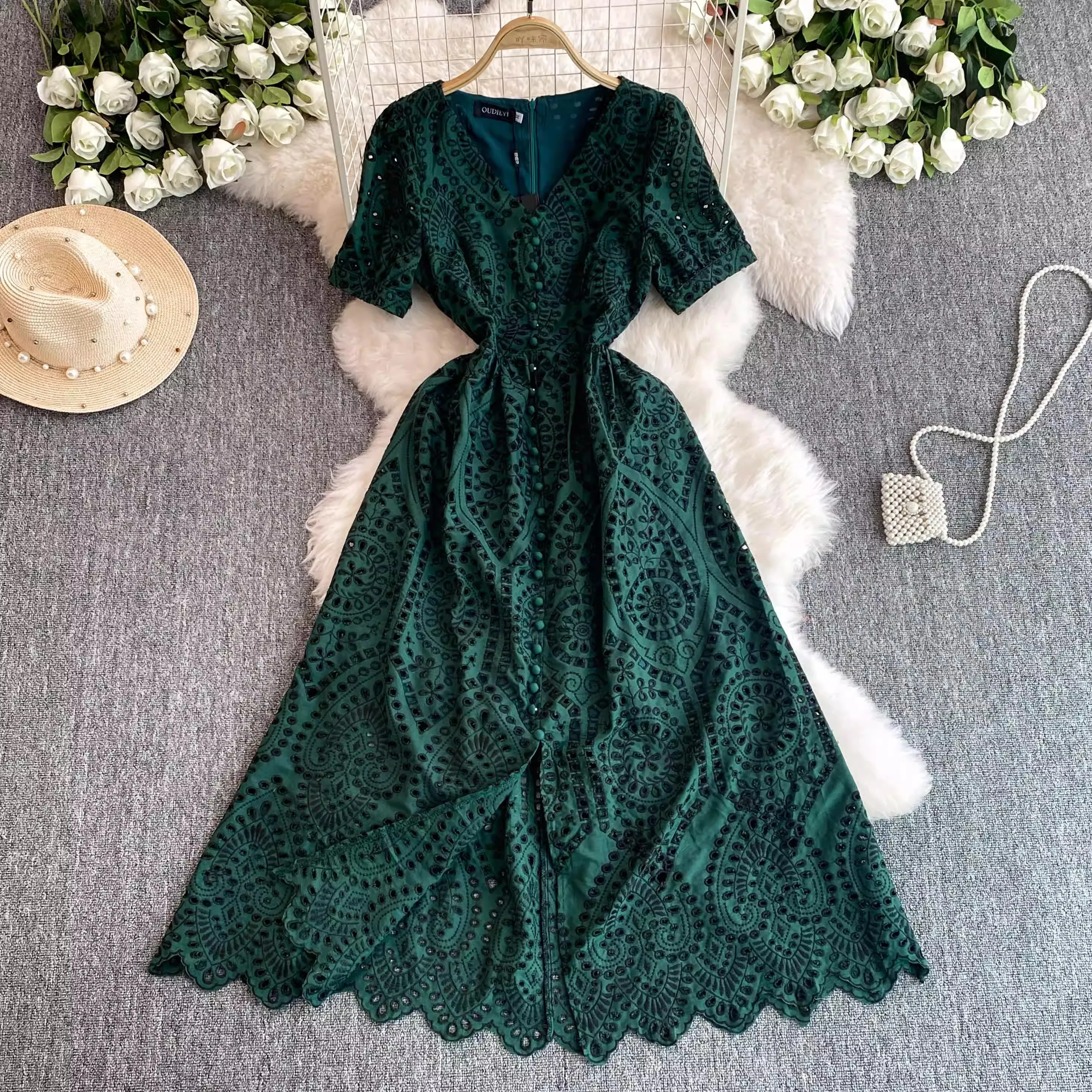 Runway Vintage Summer Green Hollow Out Lace Midi Dress Luxury Elegant Women V Neck Cotton Embroidery Buttons Prom Party Clothes