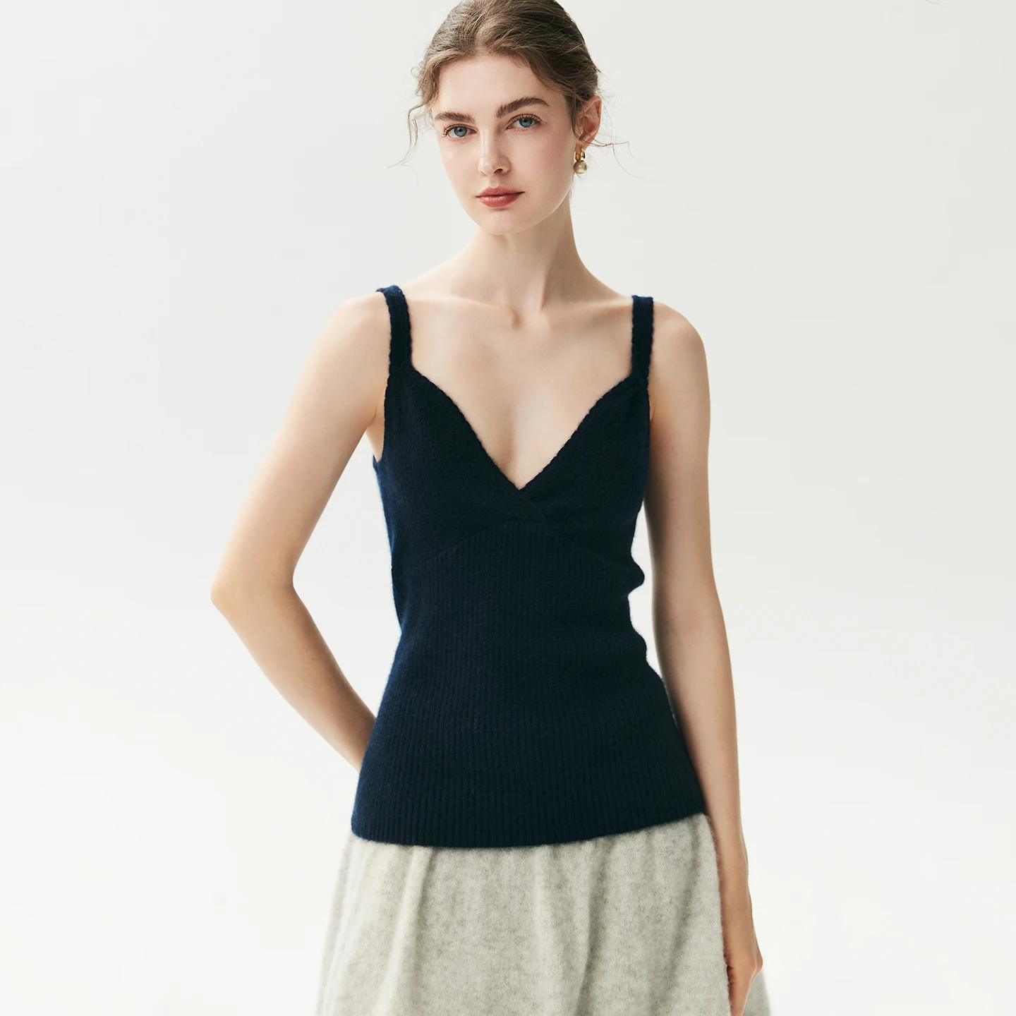 Women's V-Neck Cross Camisole Vest With 100% Cashmere Knit Sleeveless Interior Fashion Solid Color Warm Tops For Autumn Winter