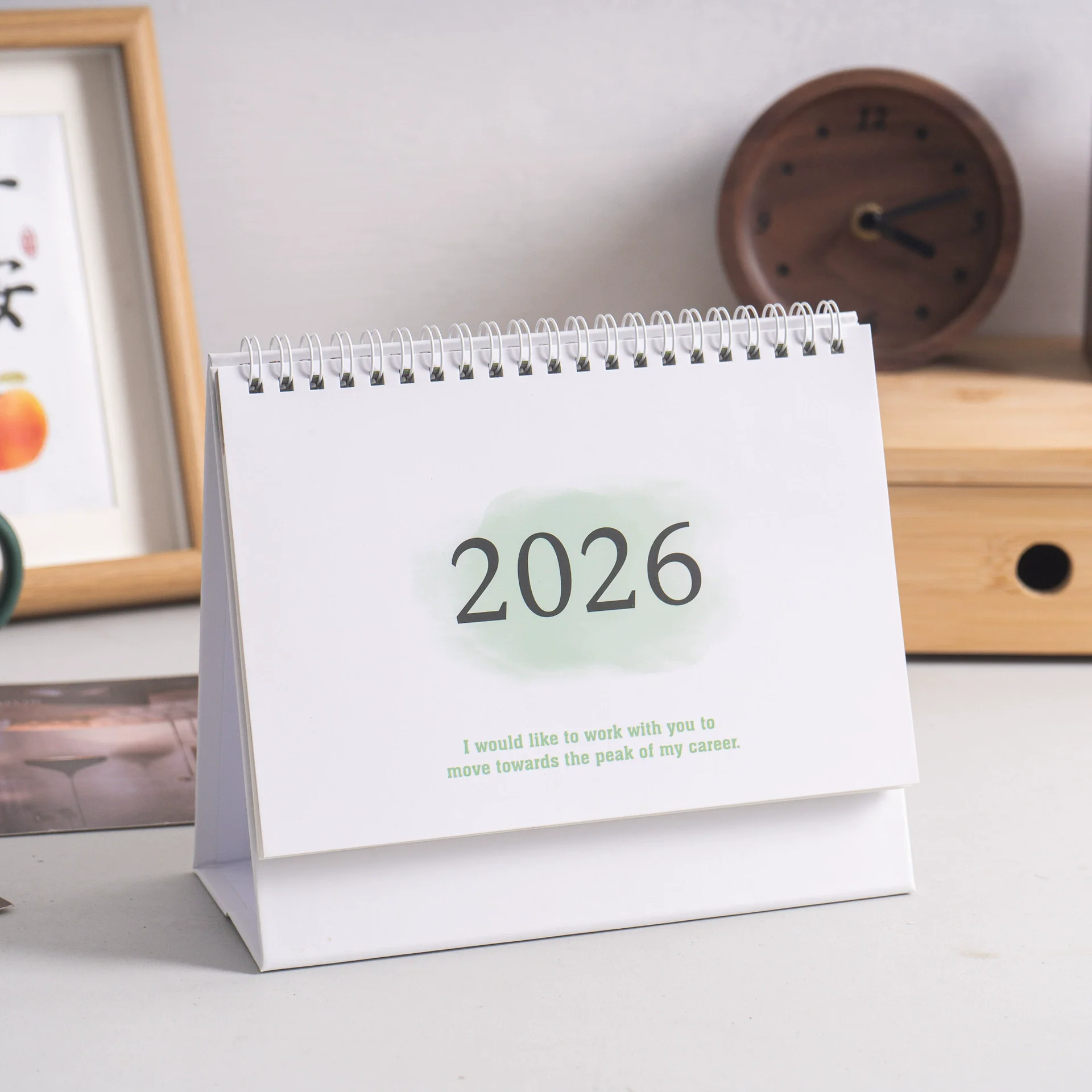  Calendario de escritorio en inglés de la serie Gradient 2026: organizador semanal portátil para regalo de hogar/oficina para mujeres y estudiantes