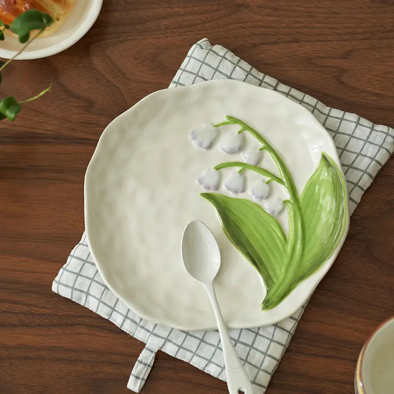 Manual Ceramic Dinner Plate Creative Bluebell Orchid Relief Breakfast Bread Pan Modern Living Room Desktop Fruit Salad Plates