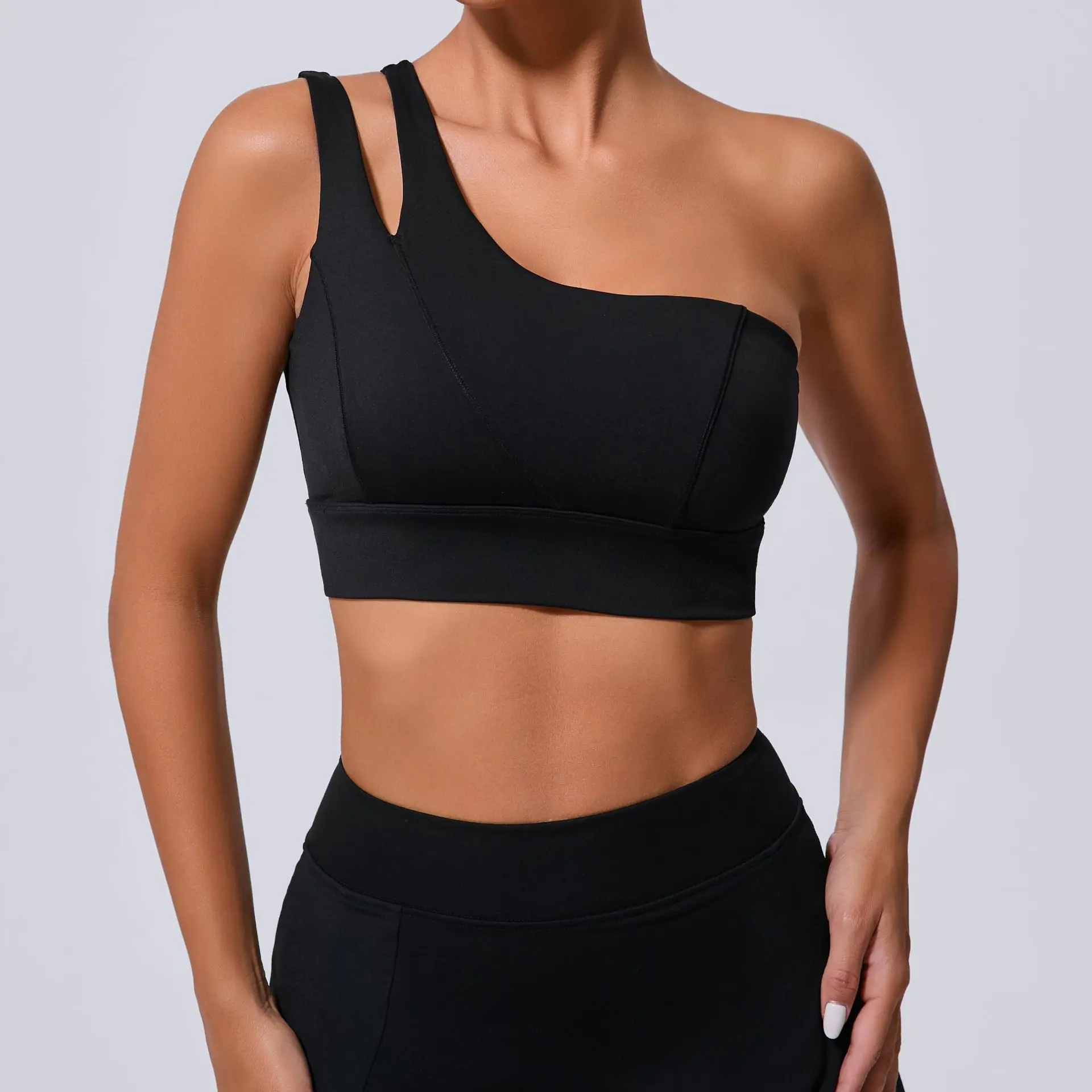 Women Bras Yoga Clothing Sportswear Woman Gym One Shoulder Crop Tops with Pads Soild Fitness Shockproof Bralette Clothes