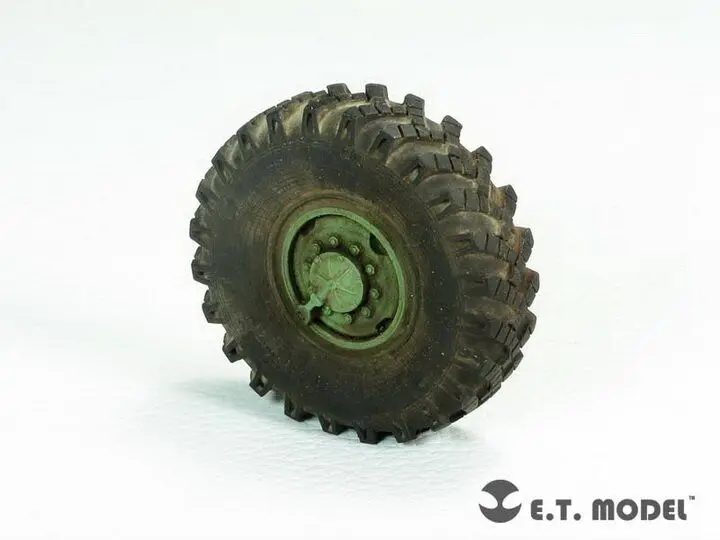 

ET MODEL 1/35 ER35-053 BM-21 Grad Resin Wheels (7 pcs)