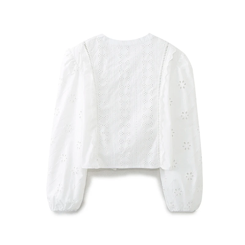 White Eyelet Embroidery Blouse Round Neck Puff Long Sleeve Scalloped Trim Button Front Cropped Vintage Casual Shirt 202606H