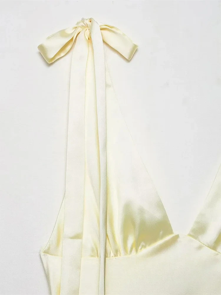 ชุดเดรสซาตินสำหรับงานปาร์ตี้ผู้หญิง KONDALA สไตล์เซ็กซี่เก๋ไก๋ สายเดี่ยวผูกโบว์ ทรงตรงยาว แฟชั่น 2025 ชุดราตรีออกงานกลางคืนสุดหรู