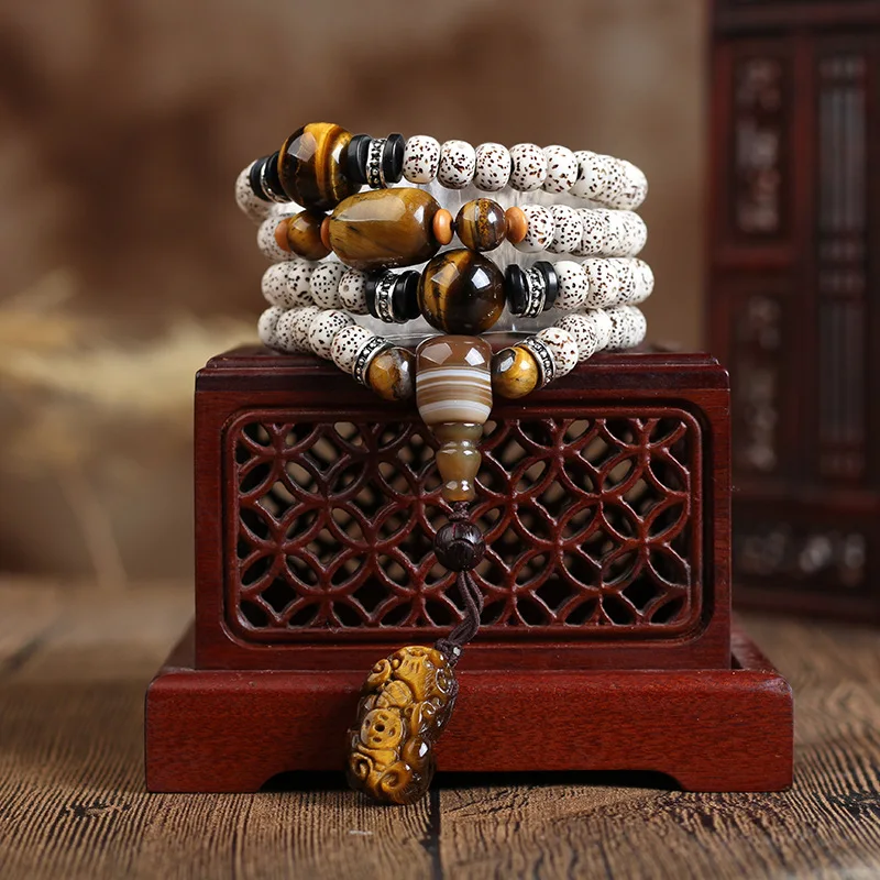 

Hainan Natural Moon Bodhi Buddha 108 Beads Sweater Chain Dry Polished Smooth White High Density Bracelet
