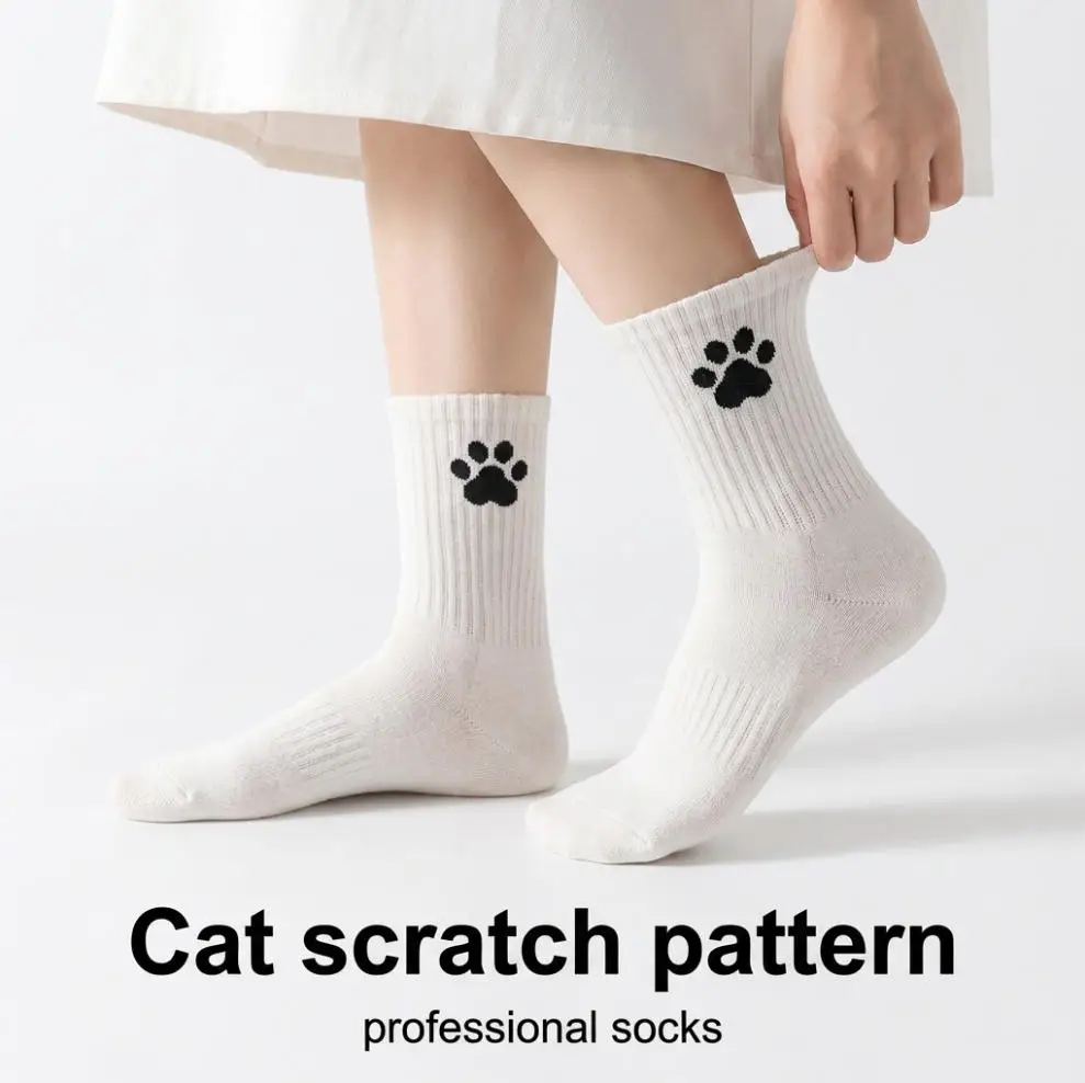 Simple texture, cat paw print embroidery, mid tube pile socks, anti slip and anti drop tube, versatile black and white stockings