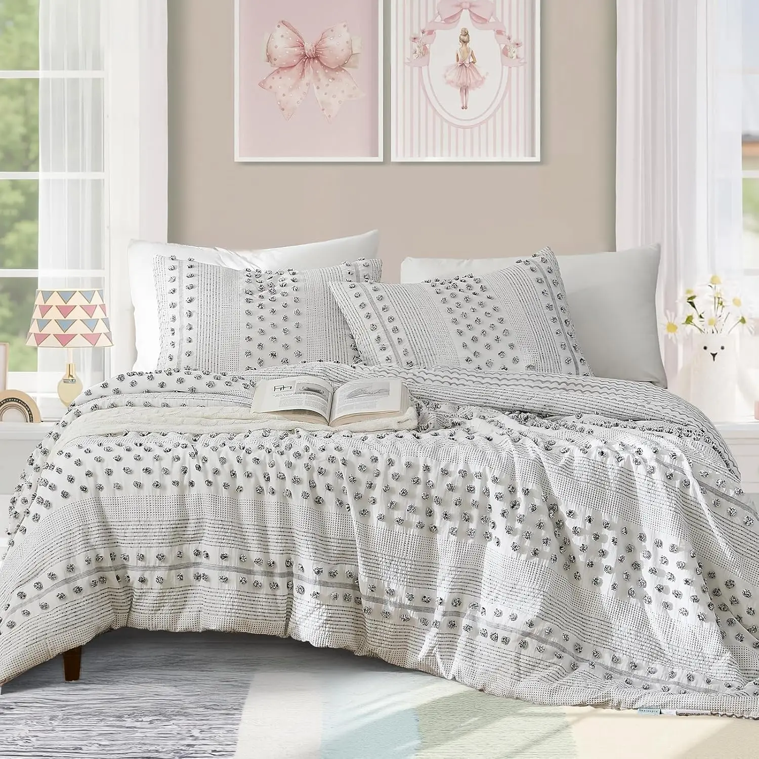 

Queen Comforter Set 7 Pieces, Pom Tufted Design, All Season Bedding with Sheets and Pillowcases