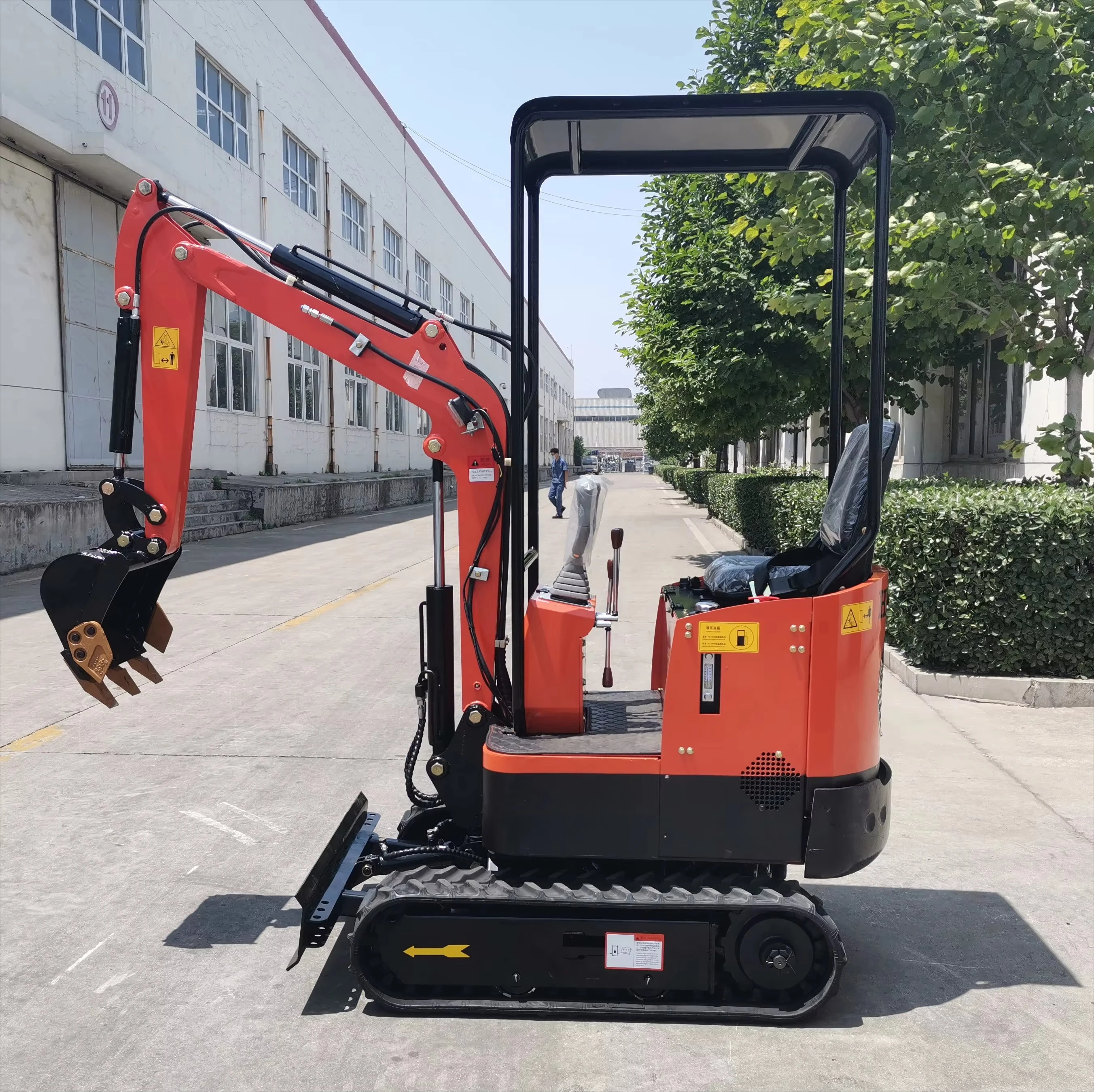 Free Shipping 1000kg Hydraulic Mini Excavator With Competitive Prices