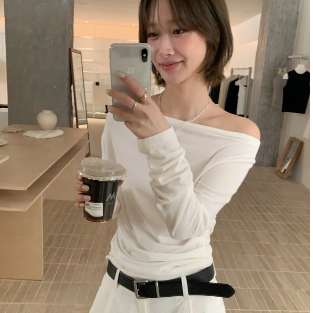 Simple Korean Style Long Sleeve T-Shirt Shoulder Baring Two Ways Slimming Effect Daily Wear Universal Fit Regular Sleeve Length