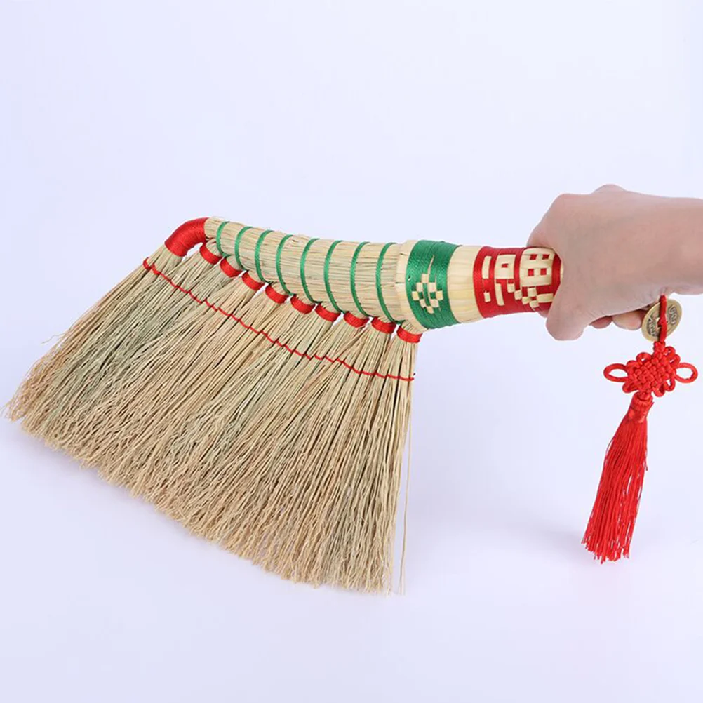 

Small Desktop Broom Bed Hand Weave Chinese Style Woven Home Cleaning Supplies Brooms for Office Straw Material