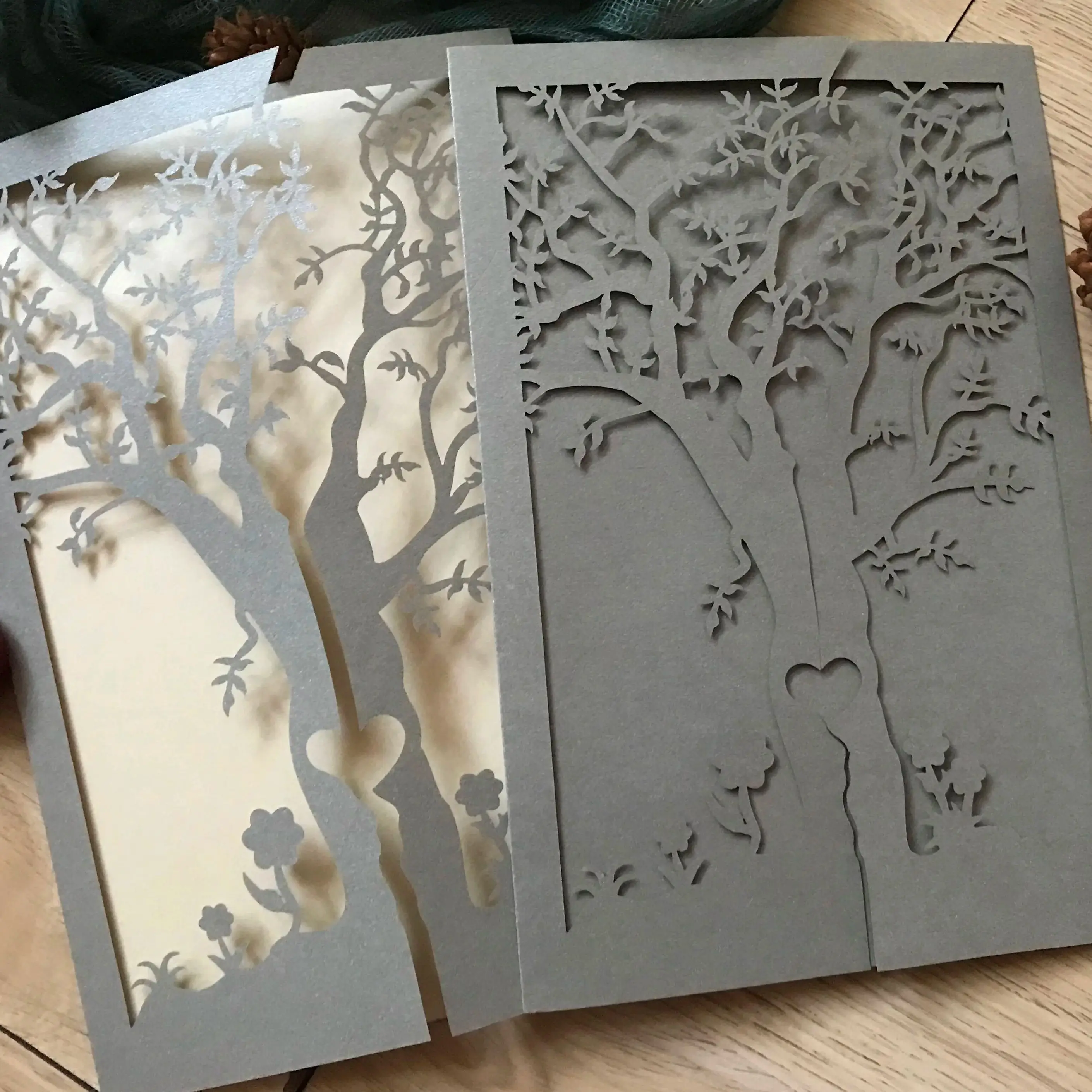 10pcs Silver Tree Laser Cut Invitation cards,Laser Cut Wedding Invitations,Elegant Birthday Card,May Colors for Party Decoration