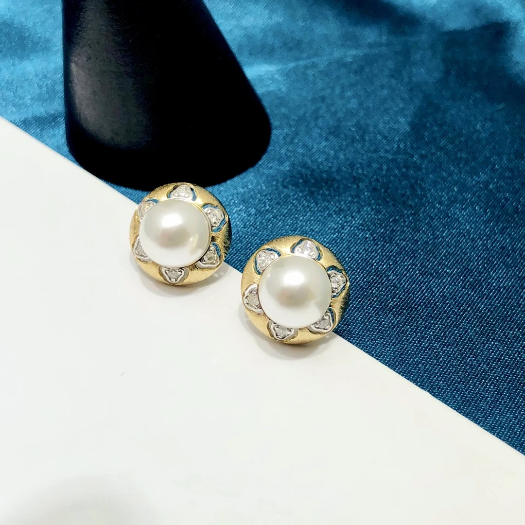 

JY Fine Jewelry Solid 18k Gold Nature 8-8.5mm Japan Origin Akoya Pearls Diamonds Studs Earrings for Women Fine Birthday Gifts