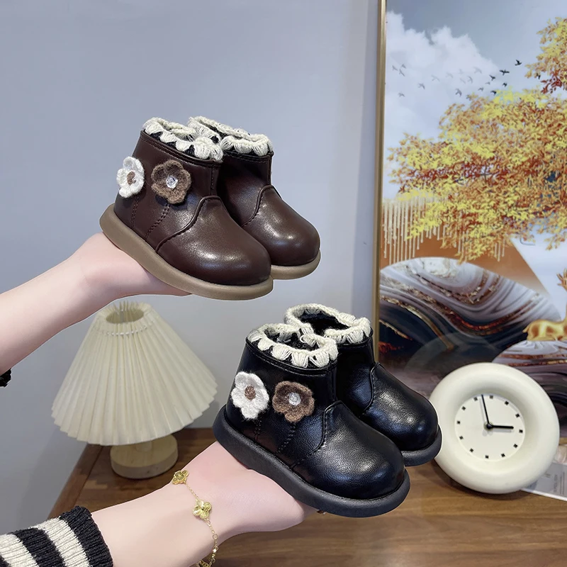 

Baby Girls Soft Leather Boots with Cute Flowers 2025 New Winter Toddler Fleece Lined Boots Non-slip Elegant Princess Party Boots