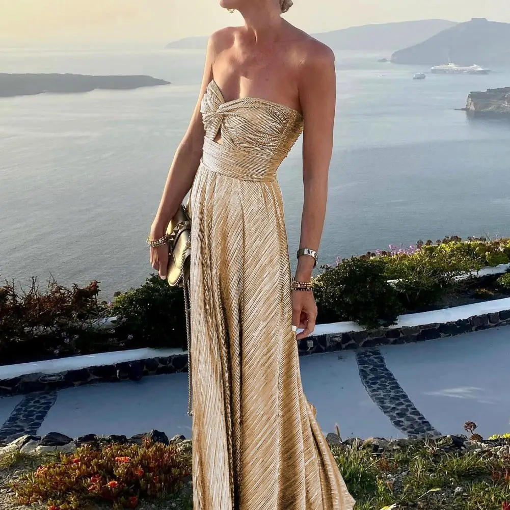 

Off Shoulder Bandeau Women Maxi Dress Bronzing Backless Large Hem Dress Lady Sexy Chest Wrapping Long Gown Dress Female Clothing