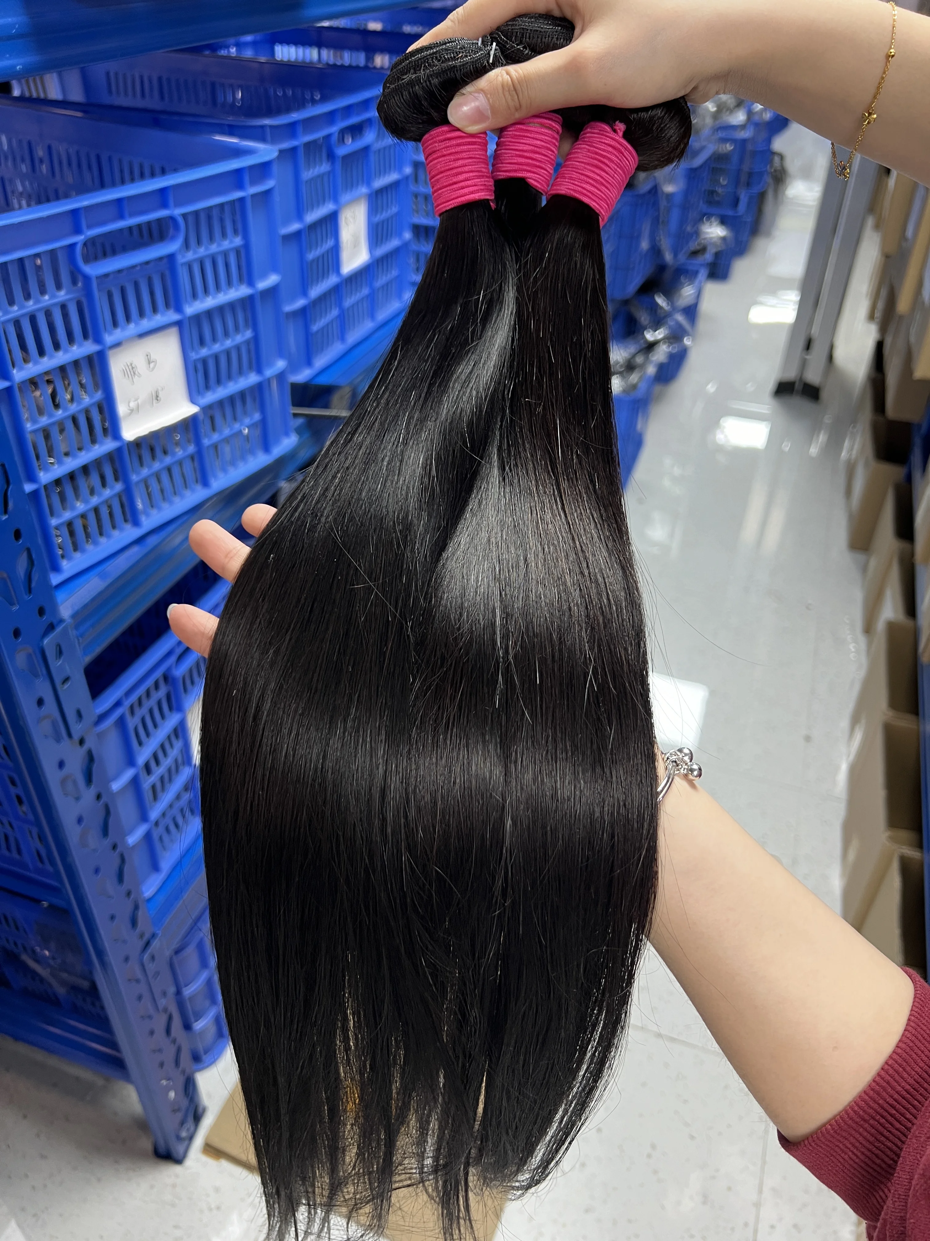 Peruvian Hair Bundles Bone Straight Human Hair Weave Bundles Remy Hair Extension Natural Black 1/3/4 Pcs 14-30 Inches Wholesale