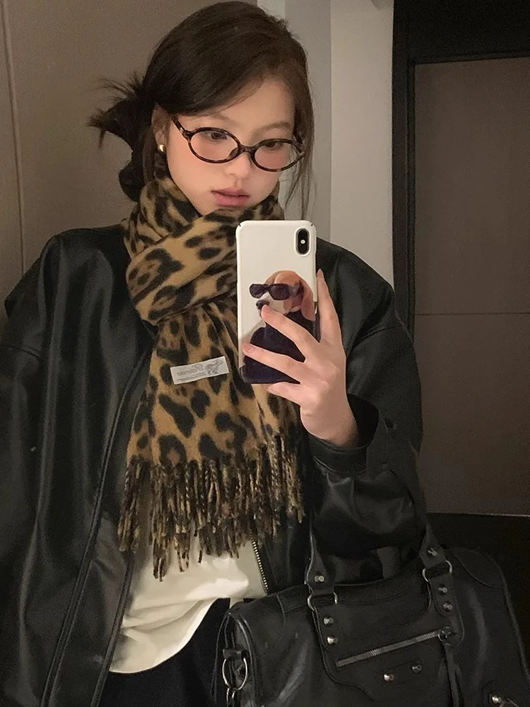 Retro Millennium Leopard-Print Fringed Scarf Woman Autumn And Winter Thickened Warm Shawl Sweet Cool Spice Girl Style Scarf