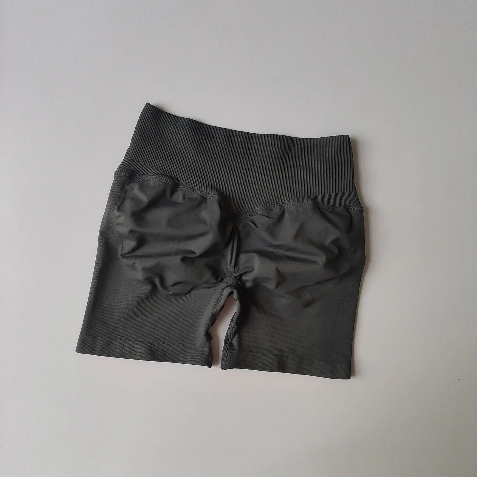 Damen-Sportshorts mit hoher Taille und Hüftlift-Effekt, pfirsichfarbene Po-Formung, eng anliegende, schnelltrocknende Lauf- und Trainingsshorts. – Detail 20