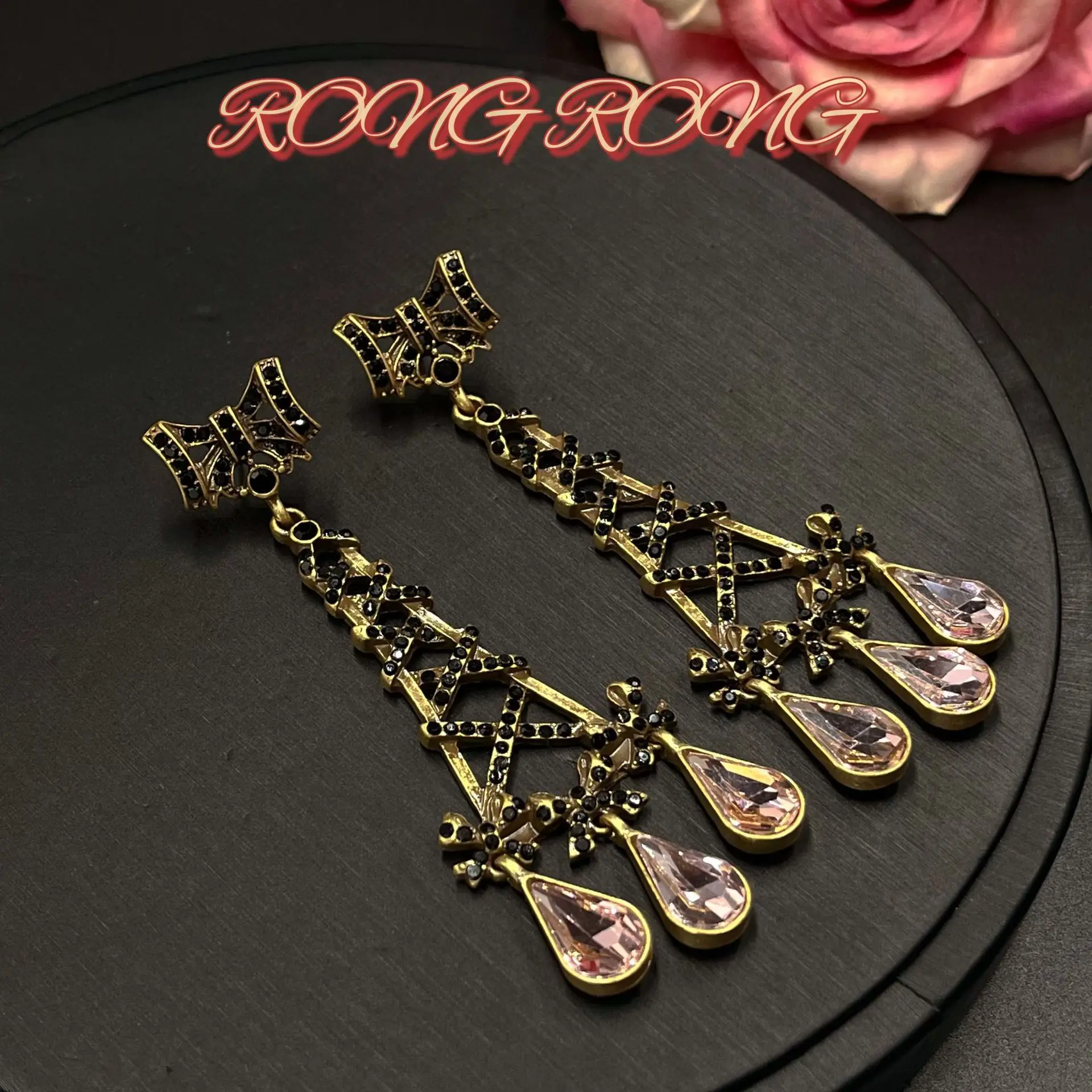 Medieval Fashion Light Luxury Eiffel Tower Diamond Earrings Exaggerated Bow Dream Tower Earrings