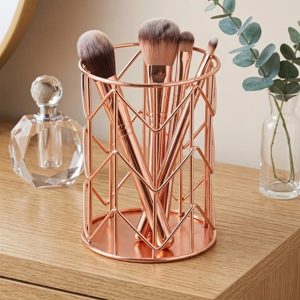 Rose Gold Nordic Metal Mesh Pen Holder Metal 10*8cm Hollow Mesh Cosmetic Tool Storage Bucket Stationery & Eyebrow Pencil Holder