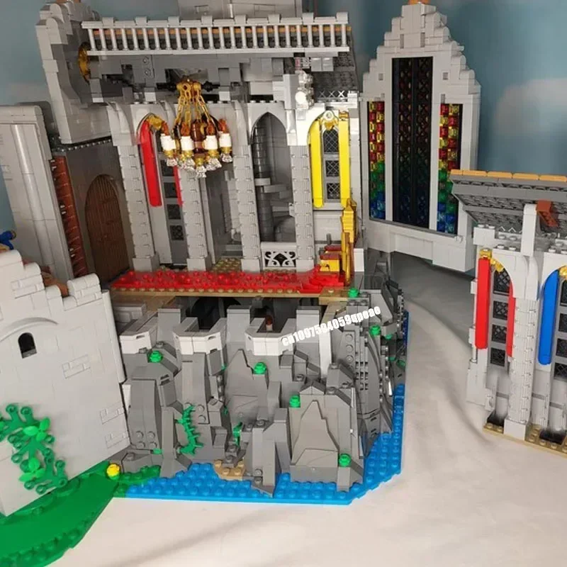 New Hot 8848Pcs Moc European Medieval Street View Knights Castle Model Custom Puzzle Diy Creative Ideas Kids Toys Birthday Gifts