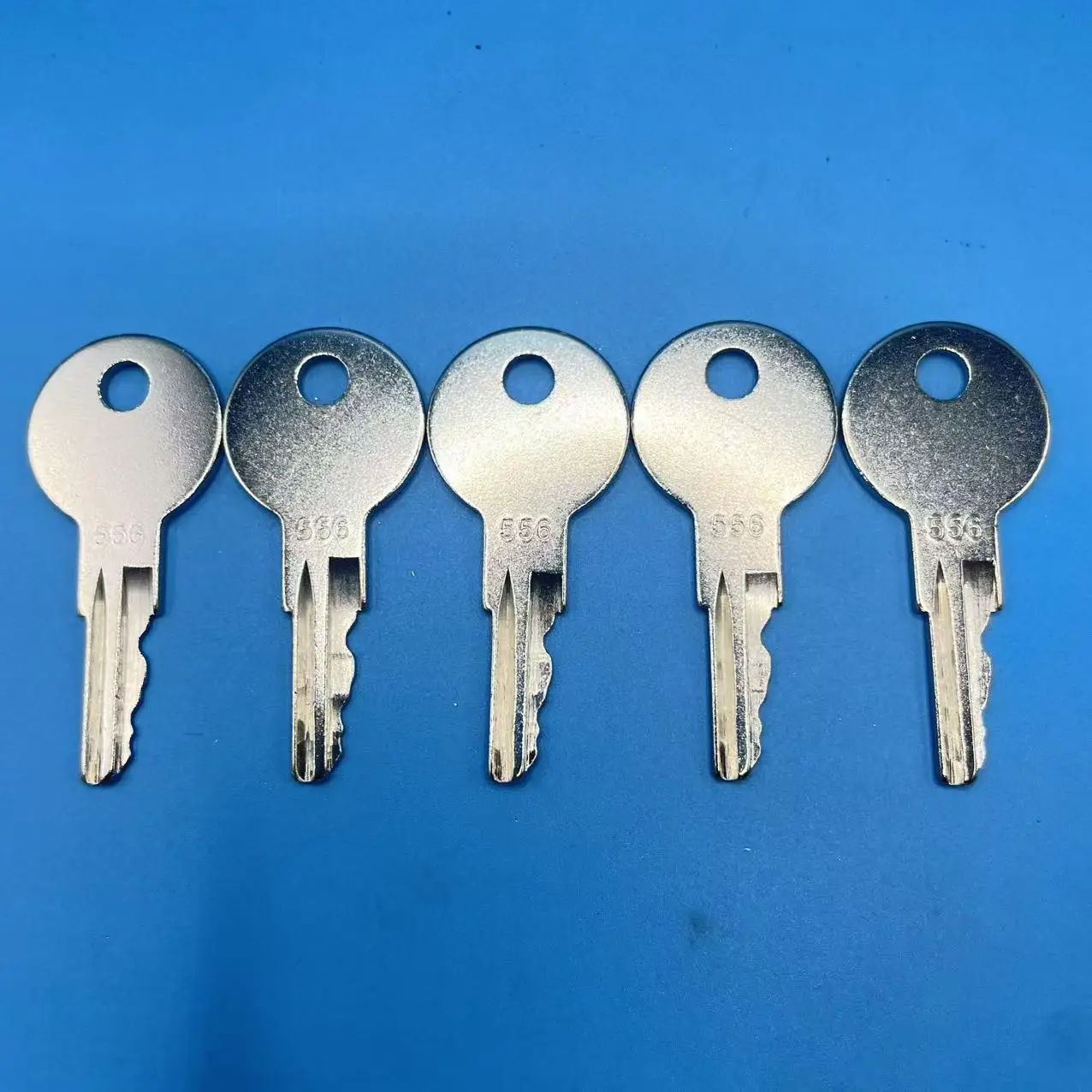 1/5/10PCS 556 Ignition Key 556 for Hyster Yale Forklift Upright Skid Steer Models C175 L180 LS125 LS160 L784 L465 LX665 LS140